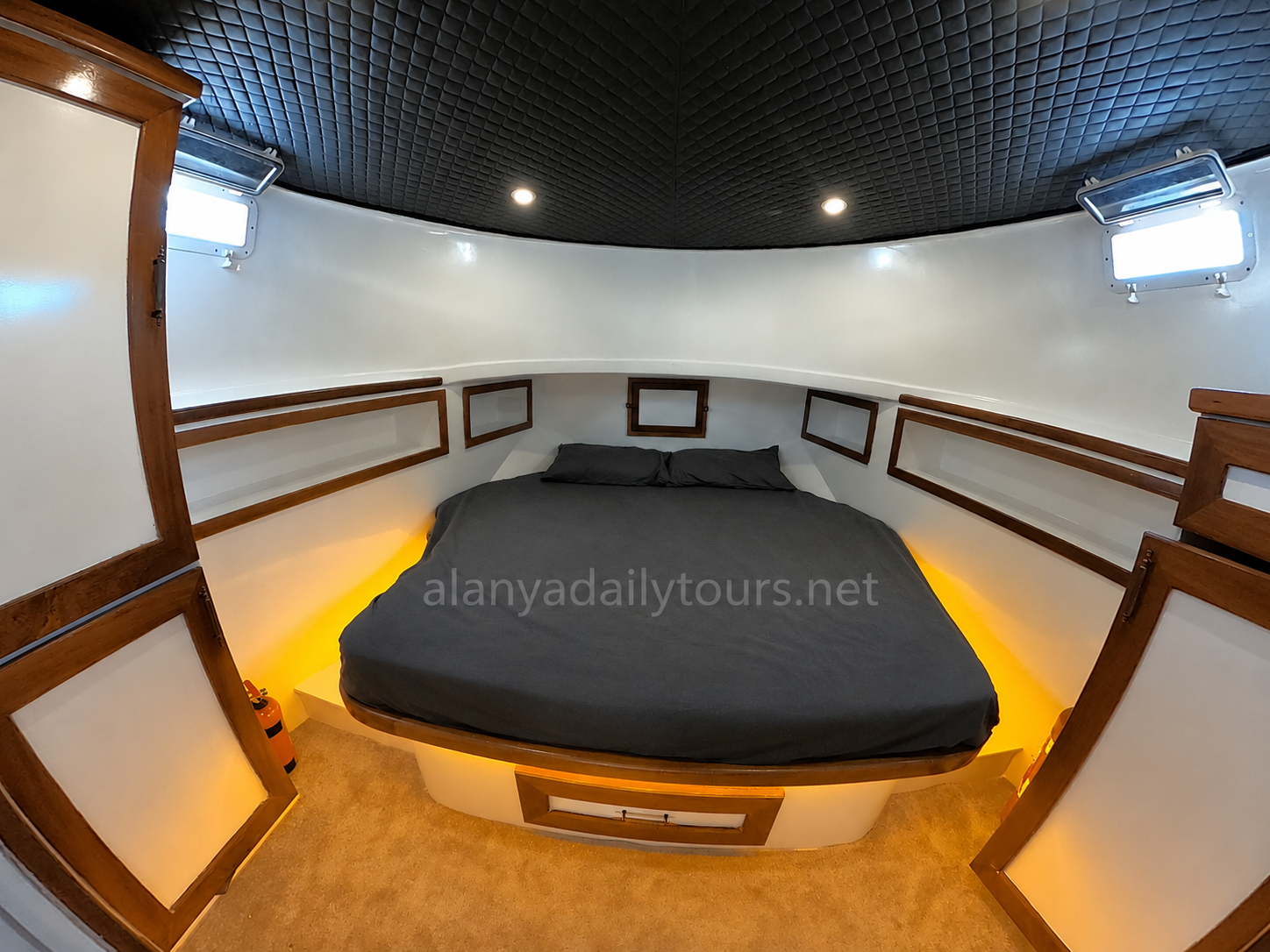 Khaleesi Vip yatch Alanya Khaleesi Vip yatch Alanya