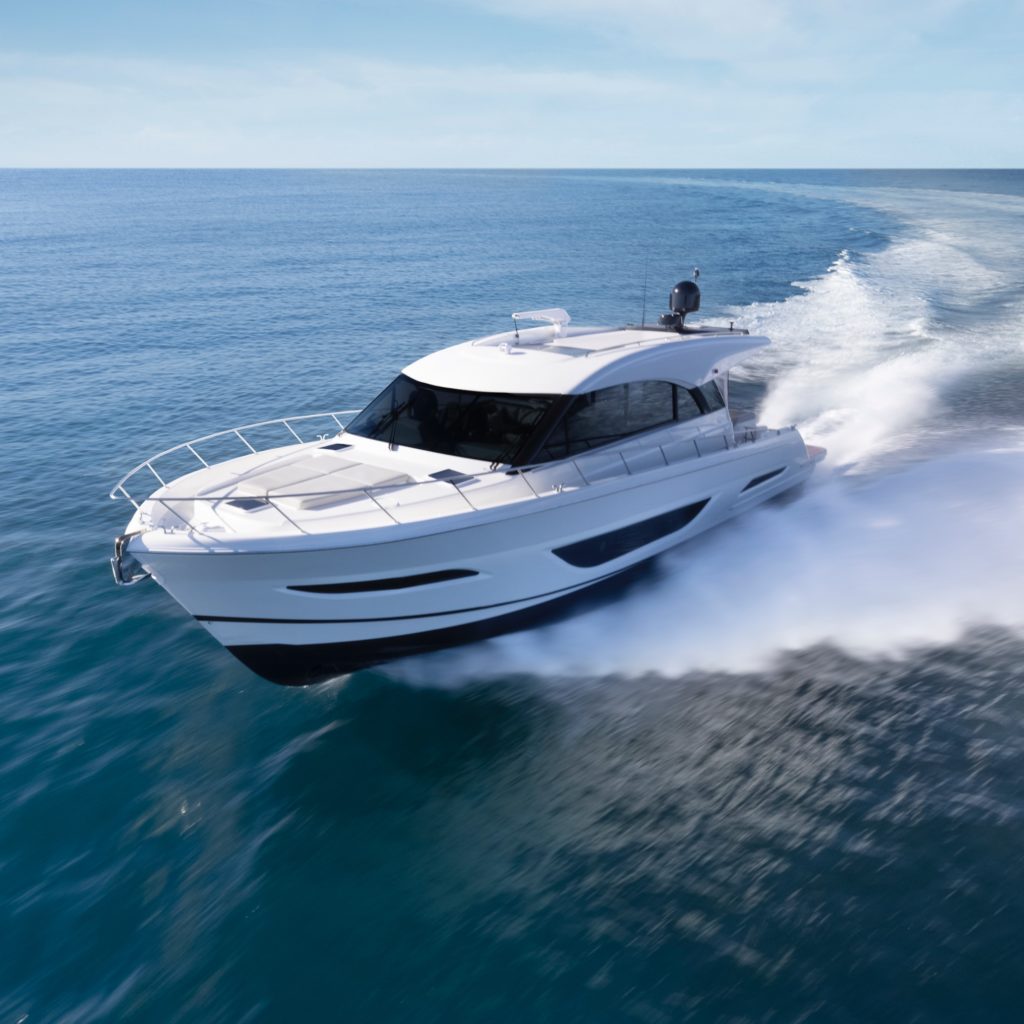 Maritimo-S55-running-mobile-1024x1024 Maritimo-S55-running-mobile-1024x1024