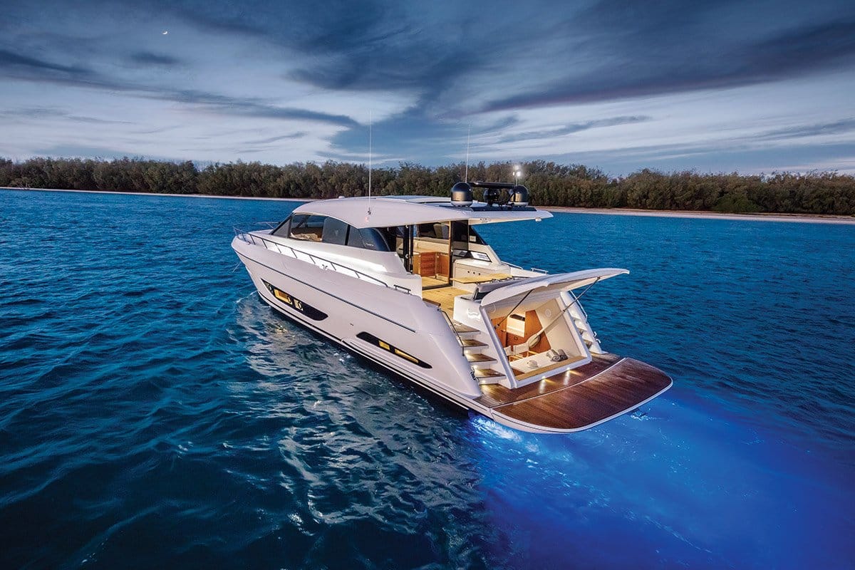 Maritimo_X60_Exterior_dusk_1200 Maritimo_X60_Exterior_dusk_1200