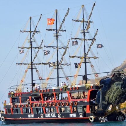 Alanya Pirate Boat Tour