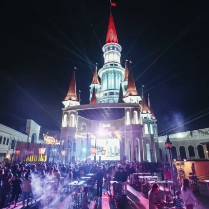 Land of Legends Night Show